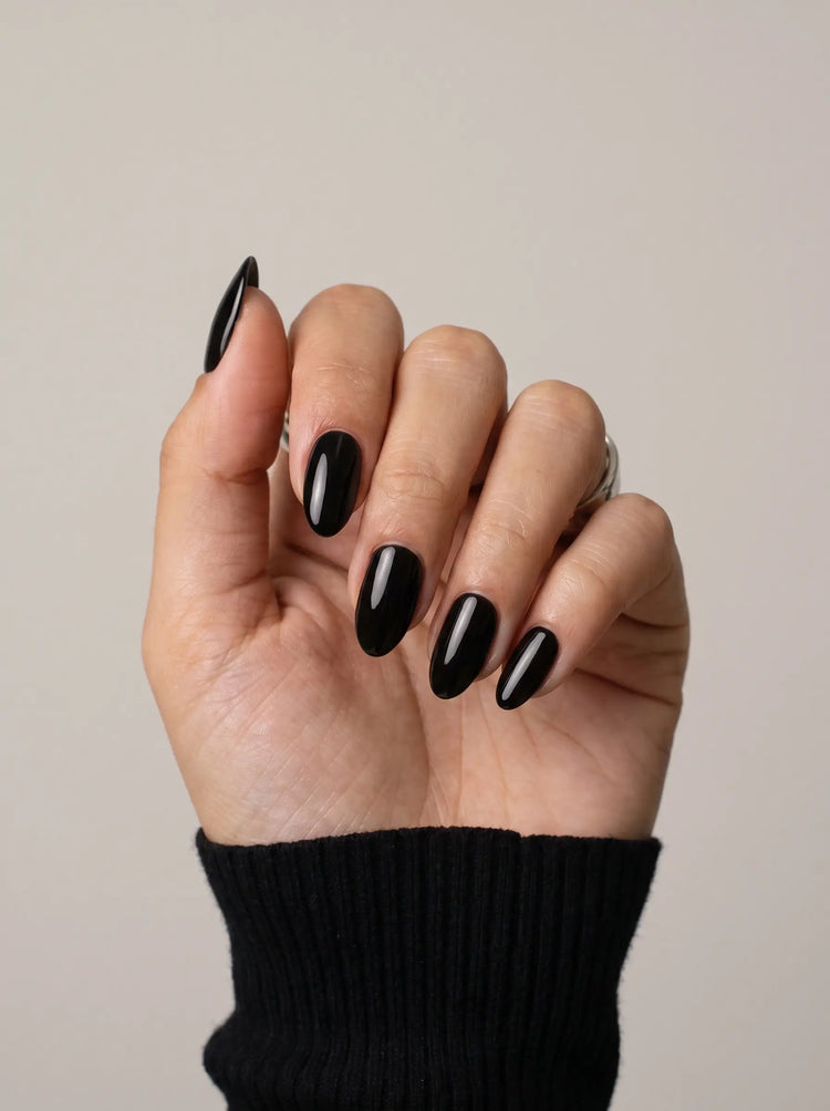 Koncherto Nails · שחור